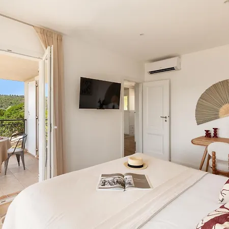 Prestigious Sea View *
