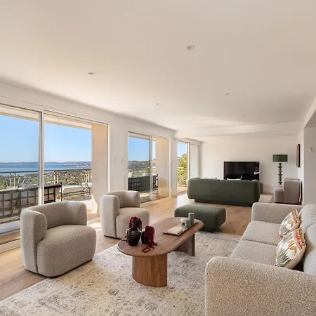 Prestigious Sea View Villa La Garonnette-Plage