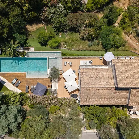 Prestigious Sea View Villa *